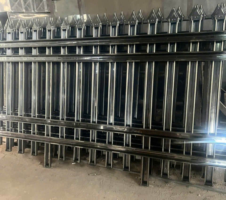 Trụ hàng rào inox nhập khẩu
