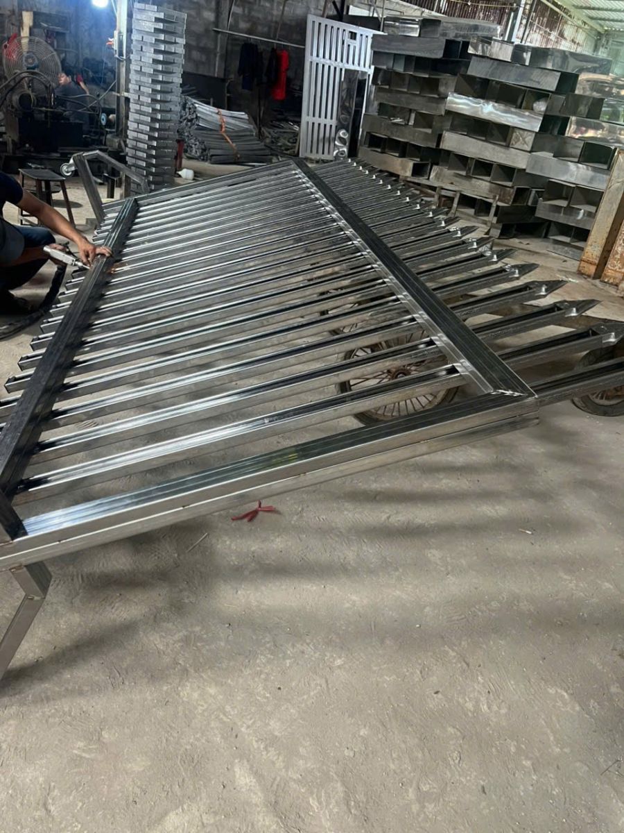 lắp đặt hàng rào inox tại An Giang