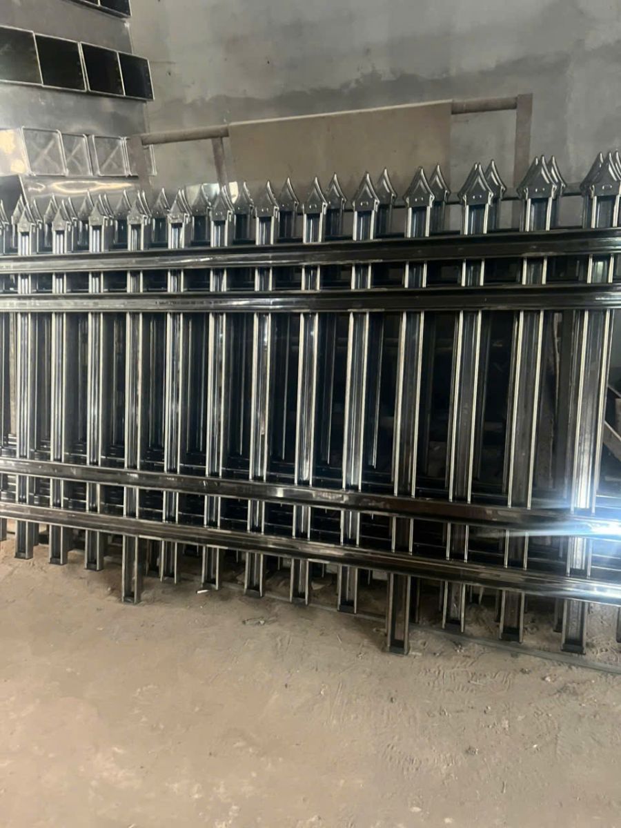 Lắp đặt hàng rào inox tại Tiền Giang